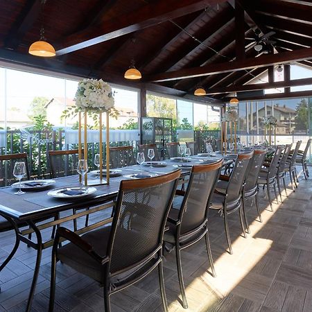 Hotel Phoenix Велика Горица Екстериор снимка